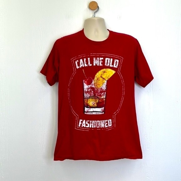 Gildan - Call Me Old Fashioned Red Graphic Short Sleeve T Shirt Size Large - Picture 2 of 7